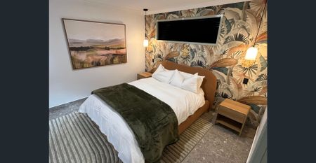 Family Home with Pool & Spa in Tranquil Mudgeeraba Location - Photo 2