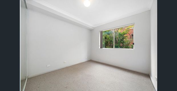 Tranquil yet Conveniently Located! - Photo 1