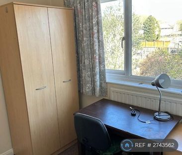 1 bedroom in a house share to rent - Photo 6