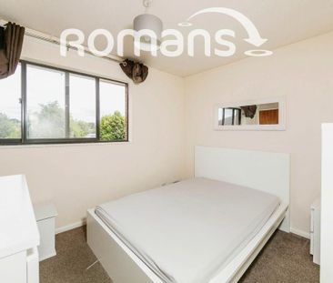 4 bedroom terraced house to rent - Photo 5
