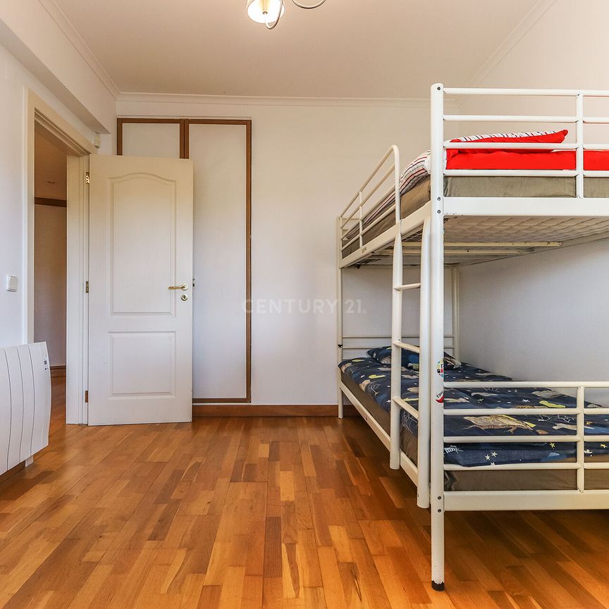 Apartamento T3 em condomínio na Parede para arrendar - Photo 1