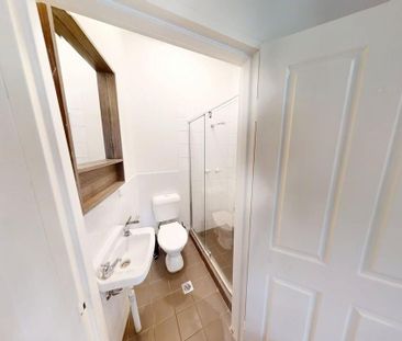 Chippendale - Photo 4