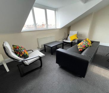 4 bedroom apartment to rent - Photo 5