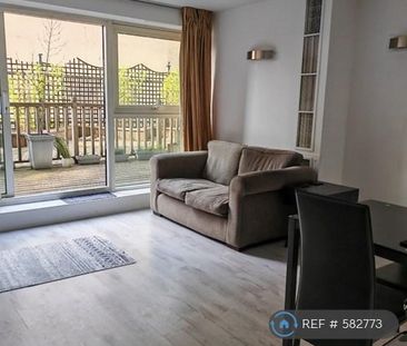 1 bedroom flat to rent - Photo 1