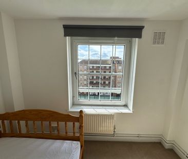 3 Bed Flat, Greatfield, NW5 - Photo 4