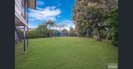 Charming Recently Renovated 2-Storey Home with Large Yard - Photo 5