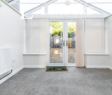 2 bedroom house to rent Wisteria Gardens, Havant, PO9 - Photo 1