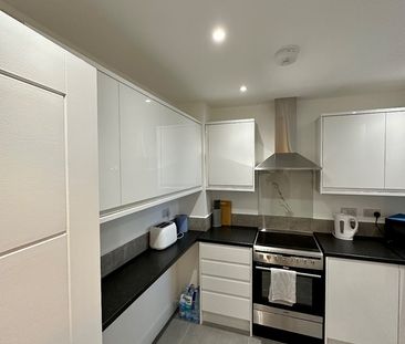 Room in a Shared Flat, Berwyn House, N16 - Photo 2