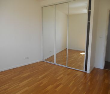Appartement PLACE MONSEIGNEUR TISSIER - Photo 2