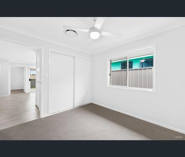 2/5 Livistona Drive, Lochinvar, NSW 2321 - Photo 1