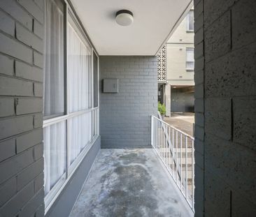 Low Maintenance, Inner City Living - Photo 5