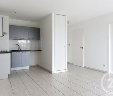 Location Appartement 2 pièces 40m² ST ANDRE LES VERGERS 10120 - Photo 3