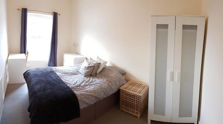 4 bedroom house to rent - Photo 4