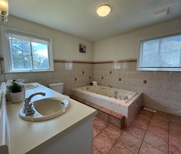 For Lease - 924 Valetta Street, London North, Ontario - Photo 4