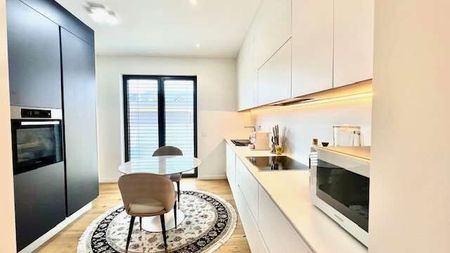 Elegant 4.5-room apartment for rent in Massagno - Photo 3