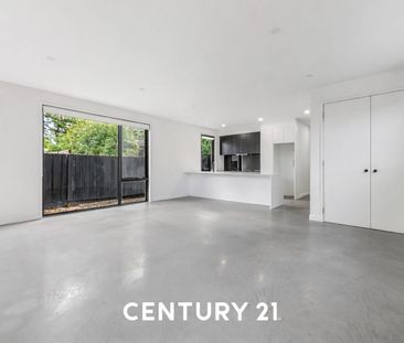 A Rare Dual-Living Luxury Residence - Photo 4