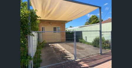 CHARMING 1 BEDROOM UNIT IN NORTH EASTERN SUBURBS! - Photo 5