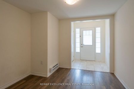 For Lease - 527 Fir Court, Milton, Ontario - Photo 3