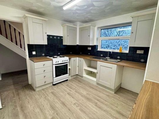 Ridding Close Shirley Southampton, So,j, SO15 - Photo 1