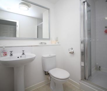 2 bedroom apartment to rent - Photo 6