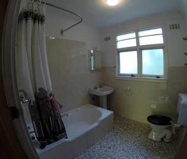 46 Bertana Crescent, Mona Vale NSW 2103 - House For Rent | Domain - Photo 4