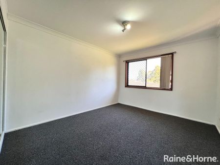 2/6 Campbell Place, Nowra, NSW 2541 - Photo 2