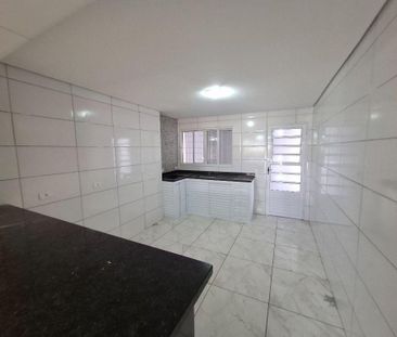 Casa Com 2 Dormitórios Para Alugar, 70 m² por R$2.400,00/mês - Chác... - Foto 3