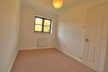 Dewar Lane, Kesgrave, Ipswich - Photo 3