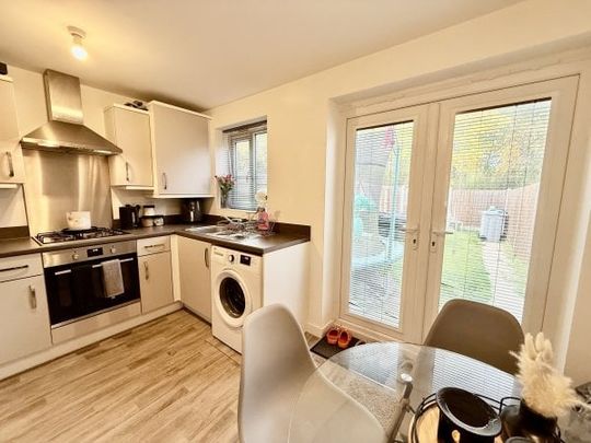 Blackthorn Gardens, NG21, Property for rent - Photo 1