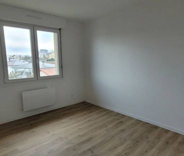 A louer Appartement F3 avec balcon, cave et parking, refait à neuf ! - Photo 2