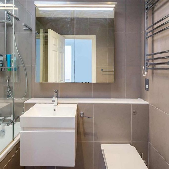 2 bedroom flat to rent - Photo 1