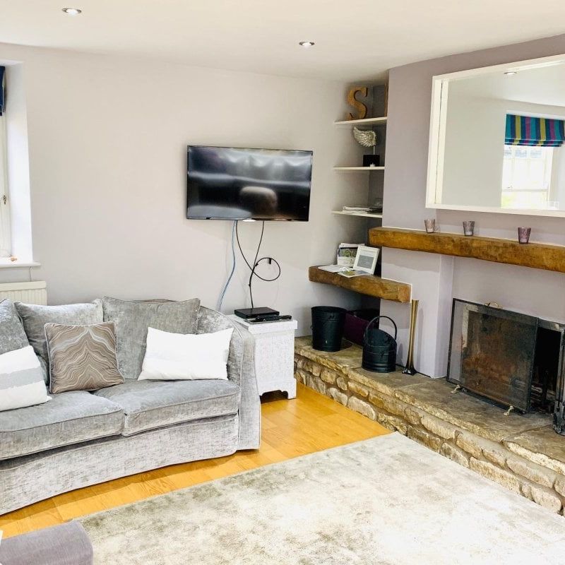 High Street - Photo 1