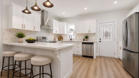 For Lease - 53 1/2 Kinrade Avenue, Hamilton, Ontario - Photo 2
