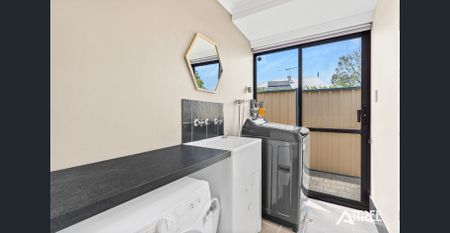 SPACIOUS FAMILY HOME | PRIME GOSNELLS LOCATION - Photo 3