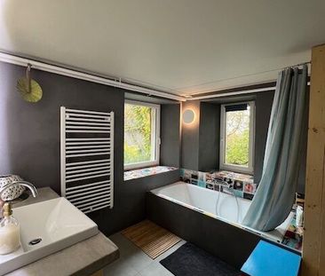 Furnished studio 47 m² in family home, quiet and green setting - Photo 6