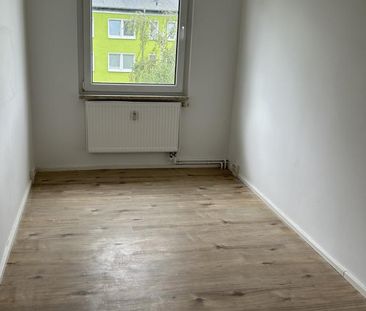 3-room apartment with balcony! - Foto 1