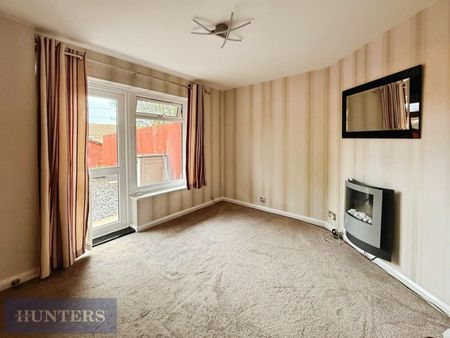 1 bedroom Flat To Let - Photo 4