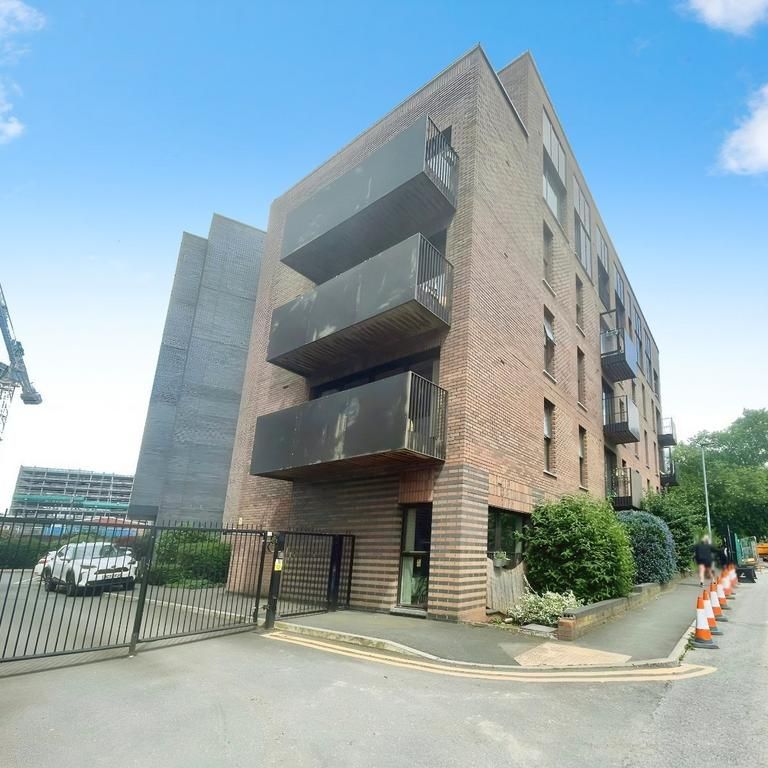 1 bedroom flat to rent - Photo 2