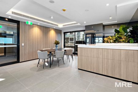 1302/43 Hancock Street, Southbank - Photo 4
