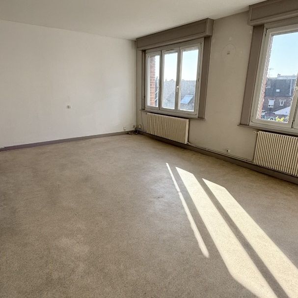 Location Appartement 3 pièces 79m² LENS 62300 - Photo 1