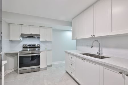 For Lease - 141 Jonas Mill Way Unit# Basement, Whitchurch-Stouffville, Ontario - Photo 2