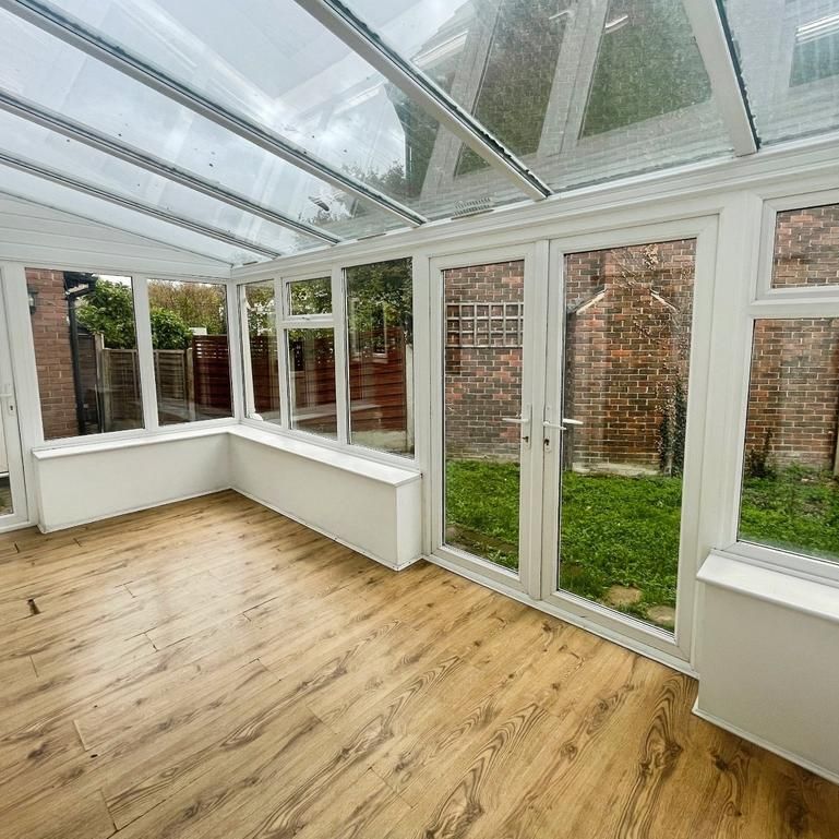 3 bedroom link detached house to rent - Photo 1