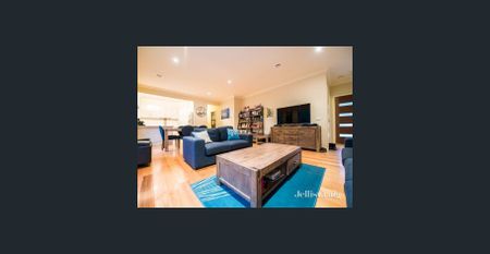 Charming Home At Rear of Block In Leafy Street - Photo 5