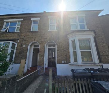 Studio Flat, Clarence Road, CR0 - Photo 3