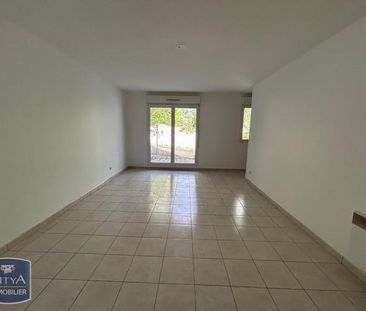 Location Appartement 2 pièces 47m² FLERS 61100 - Photo 2