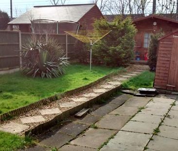 1 bedroom semi-detached house to rent - Photo 1