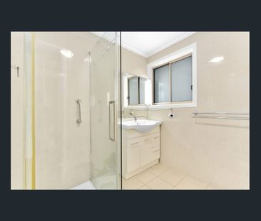 Spacious Family Living with Multiple Zones - Photo 2