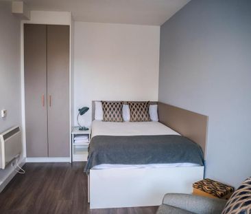 Studio to rent - Photo 5