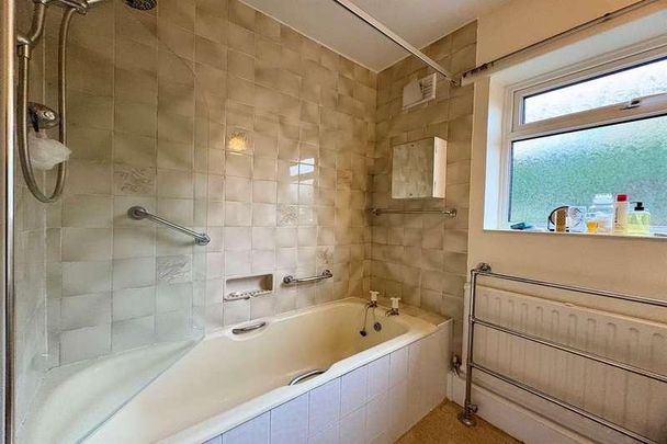 Bridport, DT6 - Photo 1