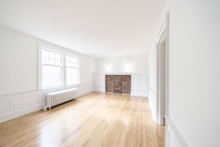 For Lease - 6 Kingston Road Unit# 30, Toronto, Ontario - Photo 2